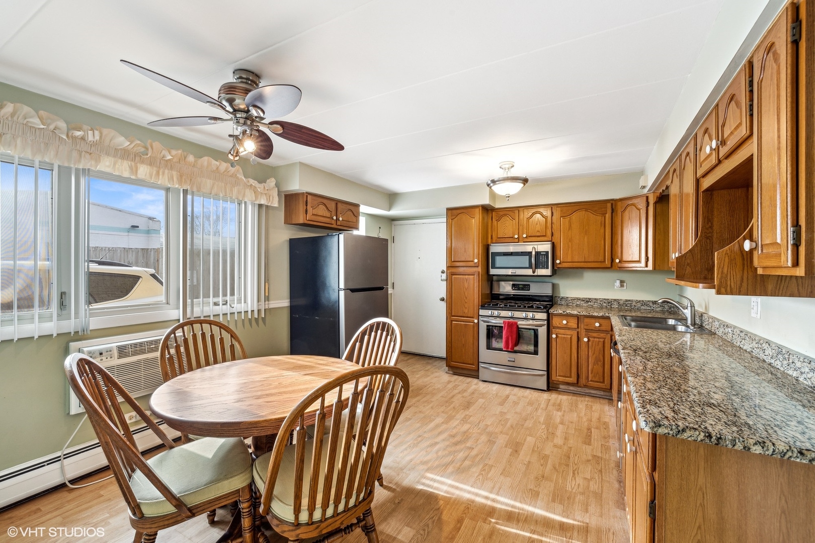 6148 Kensington Avenue, Unit 1 Countryside, IL 60525 - Photo 4 of 10
