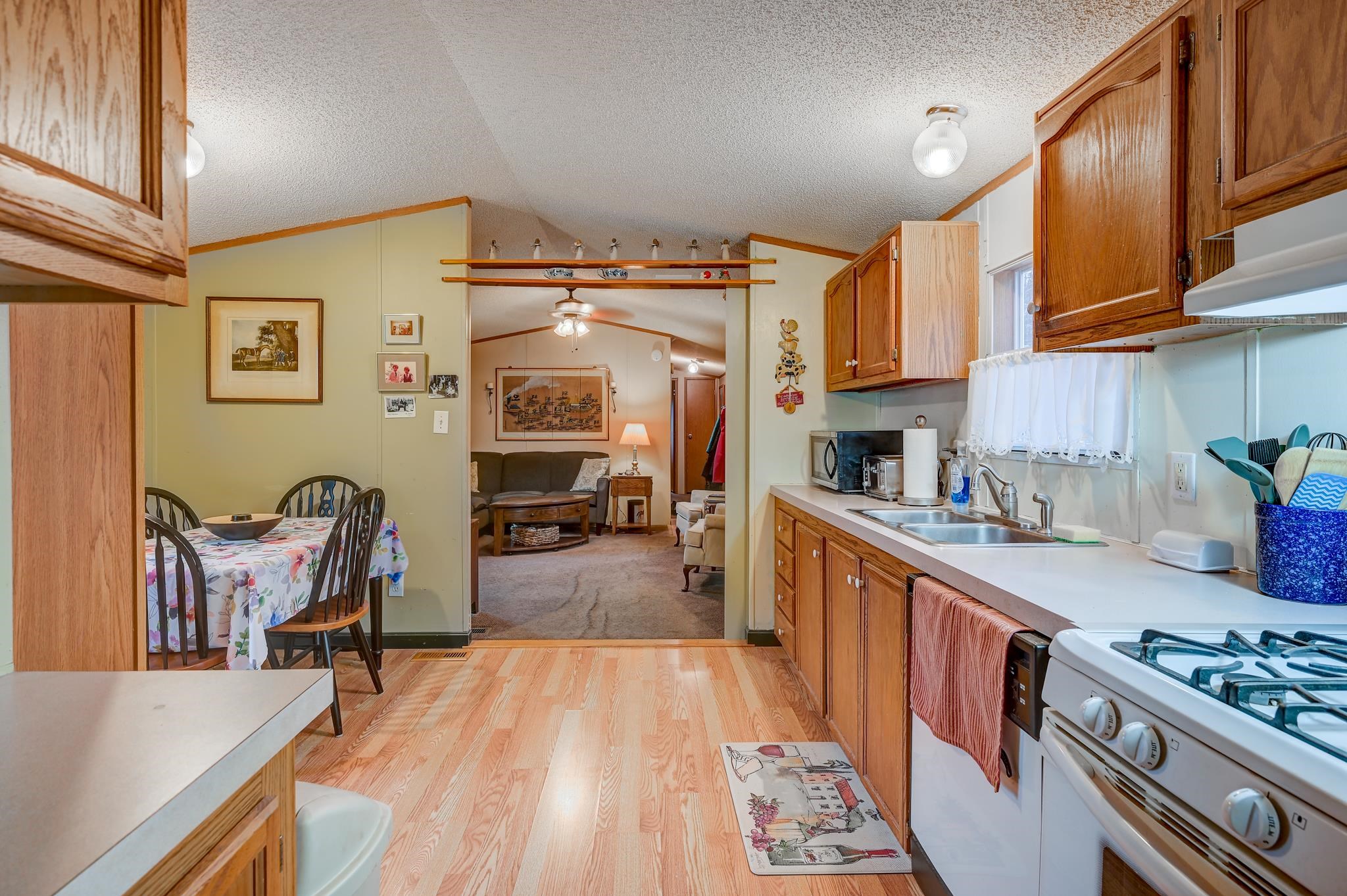 75 Lamplighter's Drive Conway, NH 03860 - Photo 7 of 22