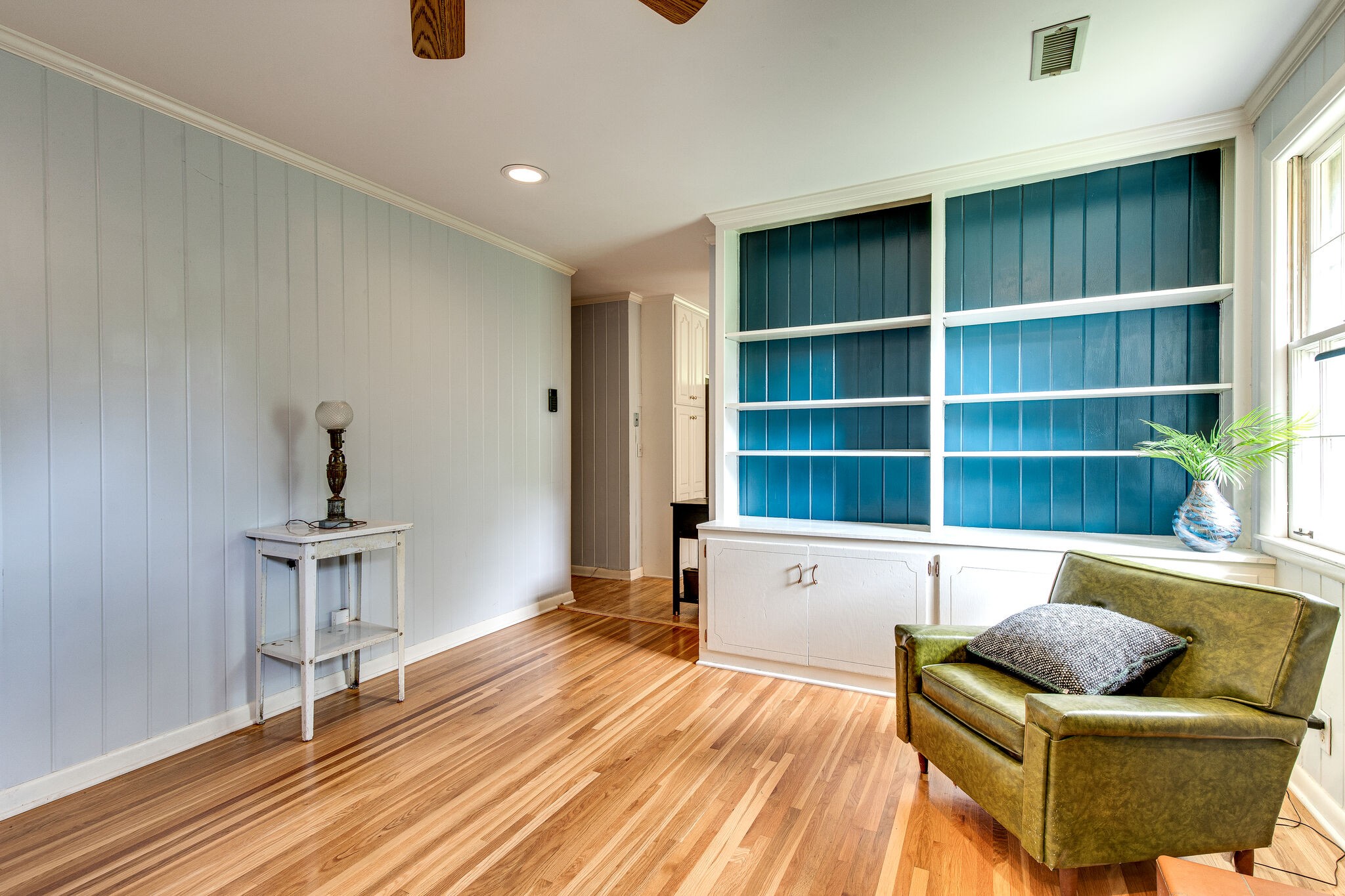705 Vanoke Drive Madison, TN 37115 - Photo 17 of 44 a living room with furniture and a window