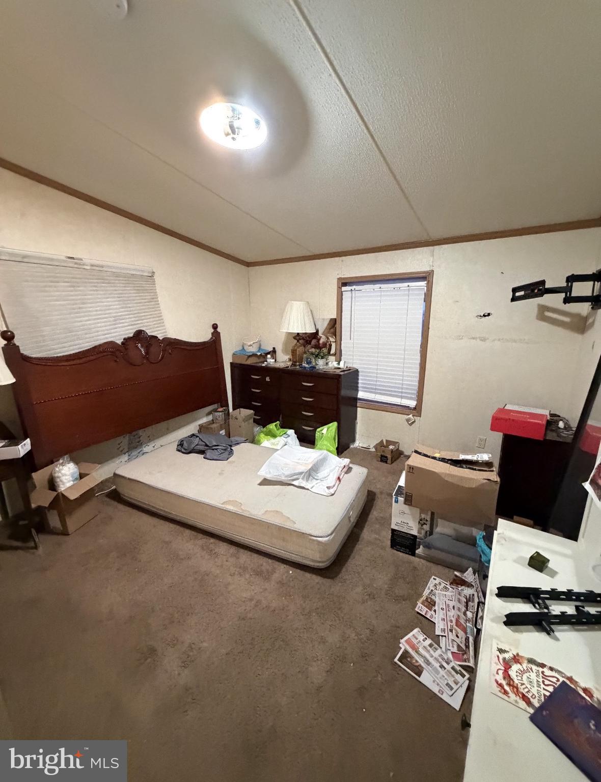 138 Heister Road Birdsboro, PA 19508 - Photo 9 of 14 a living room with furniture and a lamp