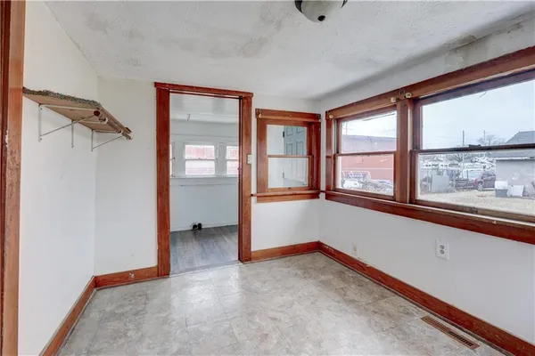 $155,000 | 703 North Grand Street, Pittsburg, KS 66762