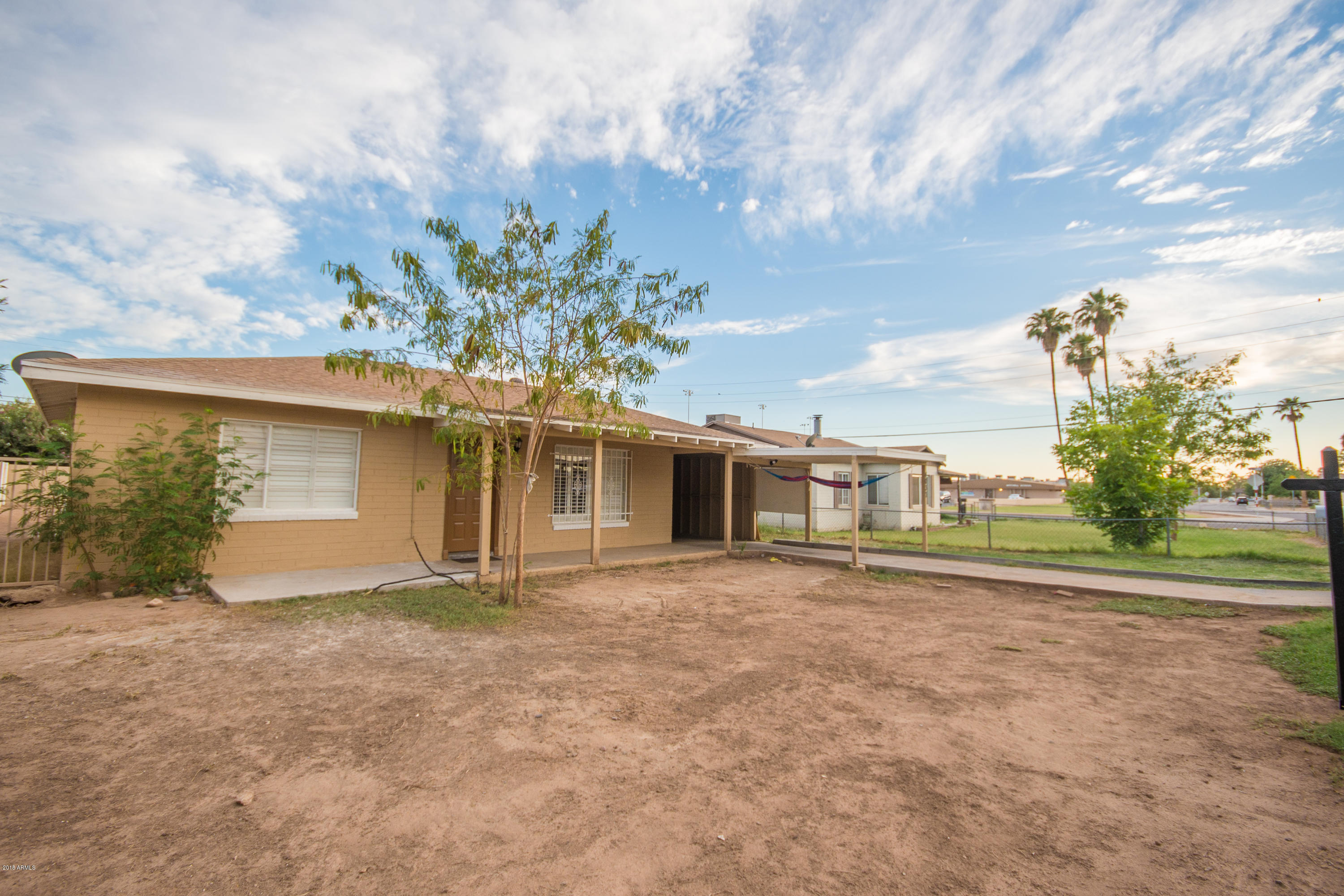 4037 West Granada Road Phoenix, AZ 85009 - Photo 3 of 24 DSC_5217