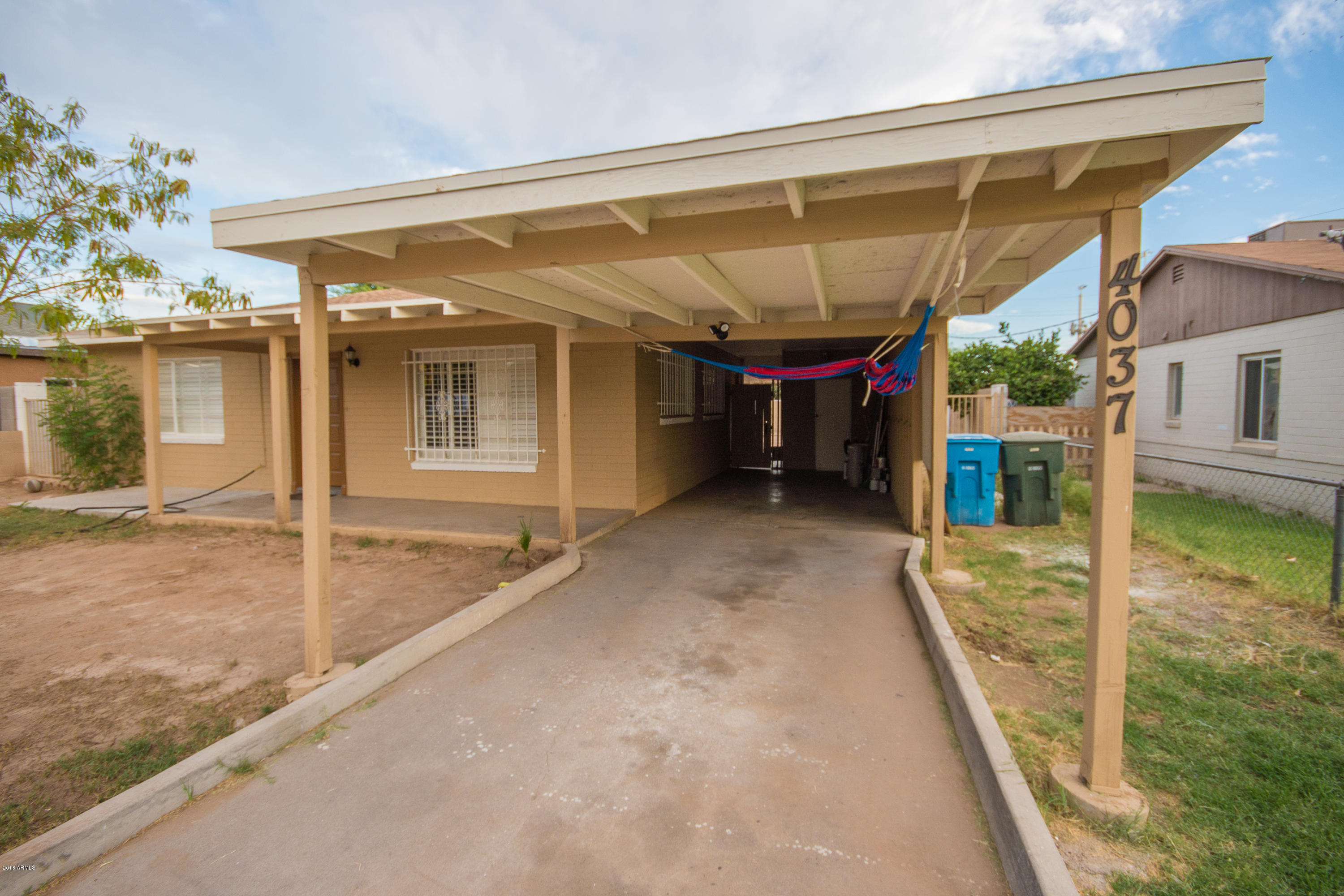 4037 West Granada Road Phoenix, AZ 85009 - Photo 4 of 24 DSC_5219