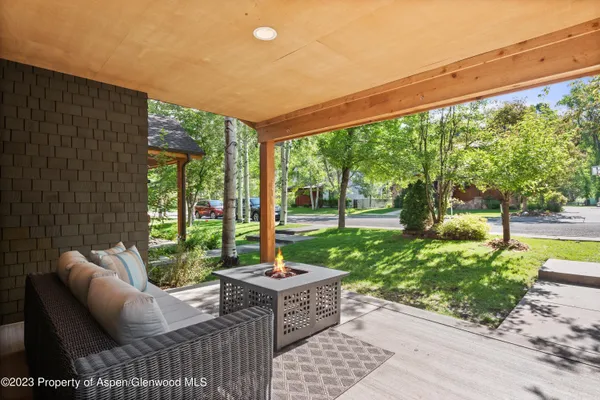 a view of an outdoor space with a patio