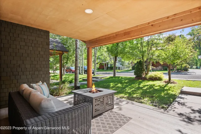 a view of an outdoor space with a patio