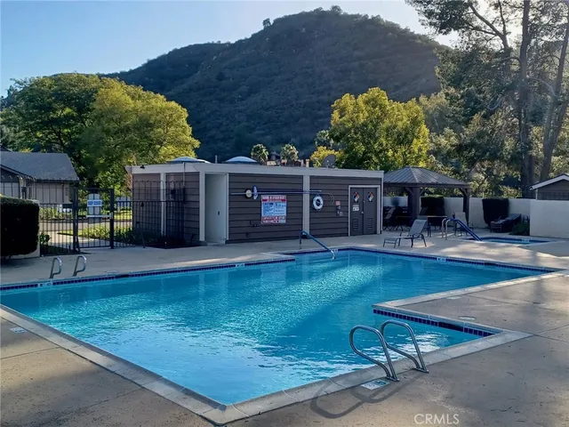 $357,900 | 4125 Pinehurst Court, Fallbrook, CA 92028