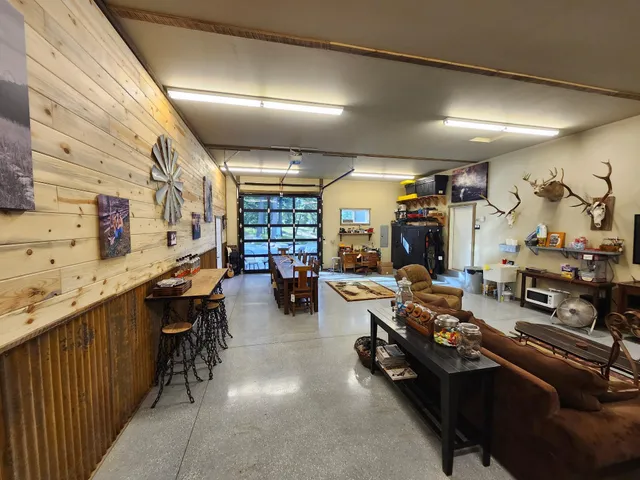 $650,000 | 22711 East Blanchard Road, Newport, WA 99156