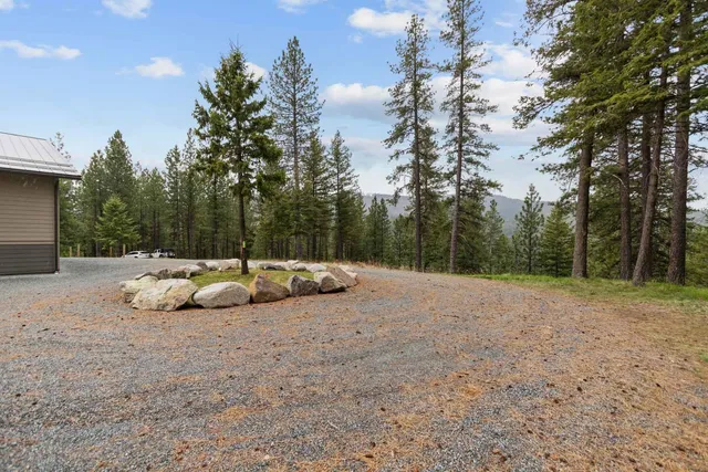 $650,000 | 22711 East Blanchard Road, Newport, WA 99156