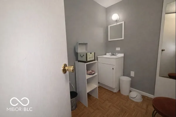 $80,000 | 316 Sunnyside Drive, North Vernon, IN 47265