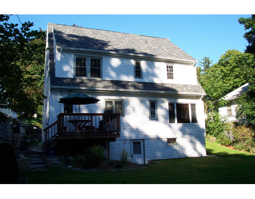 17 Rob Roy Road Worcester, MA 01602 - Photo 2 of 13