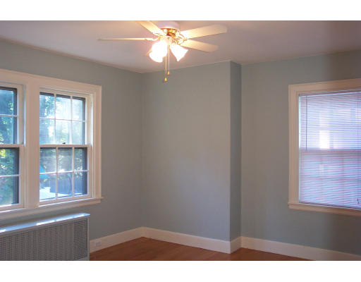 17 Rob Roy Road Worcester, MA 01602 - Photo 8 of 13