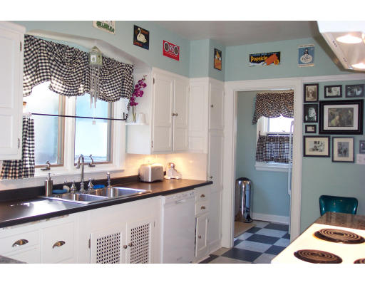 17 Rob Roy Road Worcester, MA 01602 - Photo 9 of 13