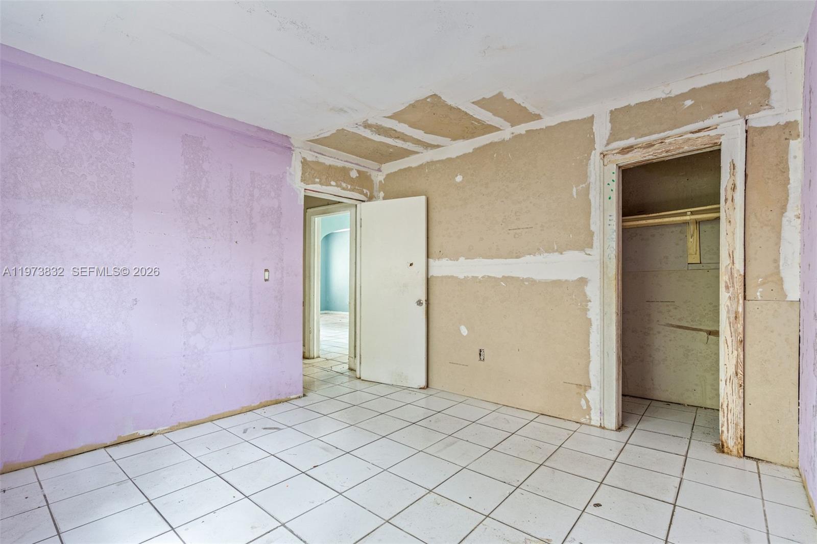 1045 Southwest 20th Avenue Miami, FL 33135 - Photo 19 of 53