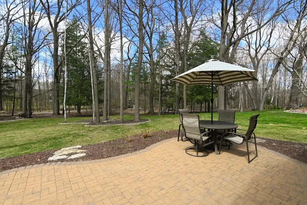 $649,000 | 1121 Herne Bay Way, Green Bay, WI 54313