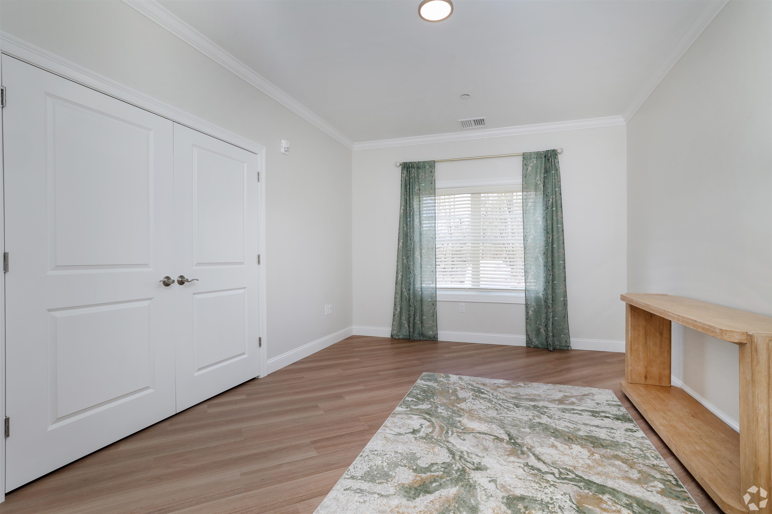 74 Rockingham Road, Unit 402 Derry, NH 03038 - Photo 14 of 24