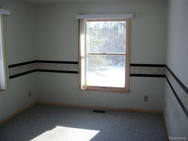 3340 Lakeshore Road Lexington, MI 48450 - Photo 9 of 11 22 Bedroom 3