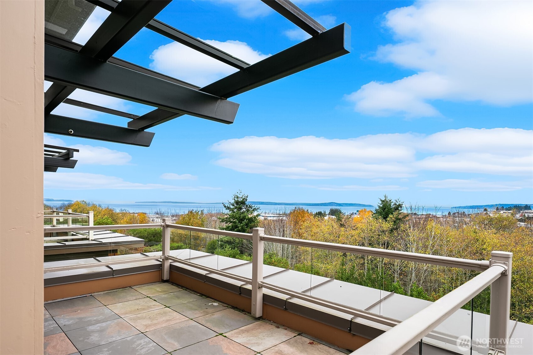 71 Pine Street, Unit 302 Edmonds, WA 98020 - Photo 21 of 35