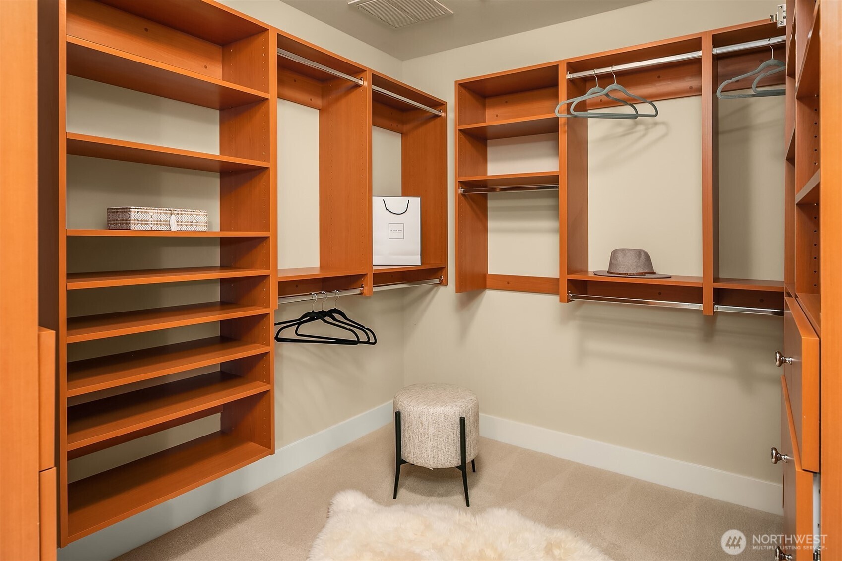 71 Pine Street, Unit 302 Edmonds, WA 98020 - Photo 27 of 35