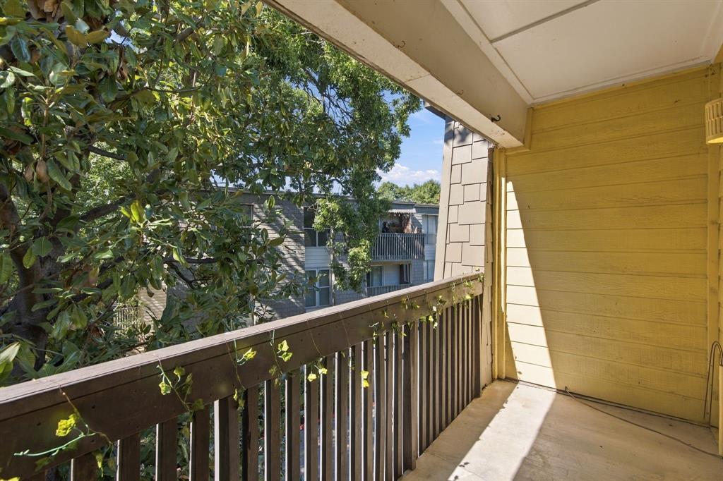 4845 Cedar Springs Road, Unit 363 Dallas, TX 75219 - Photo 3 of 13 Gallery Image 3