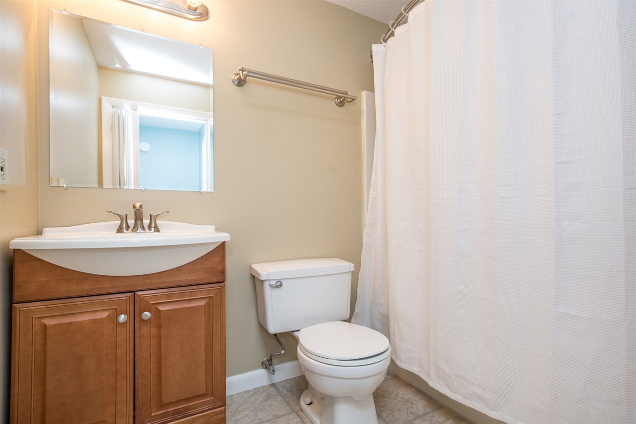 45 R Scenic Drive Derry, NH 03038 - Photo 8 of 13