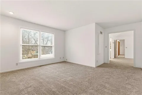 $475,000 | 14202 West 115th Street, Olathe, KS 66062