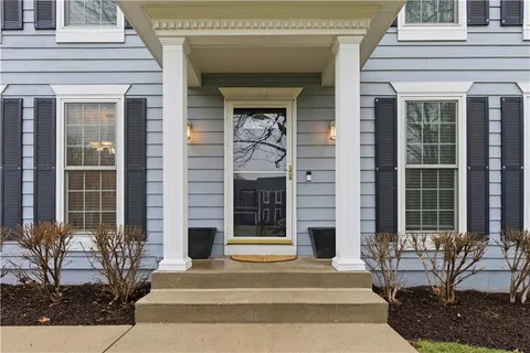 $475,000 | 14202 West 115th Street, Olathe, KS 66062