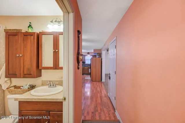 $314,900 | 145 Tunnel Road, Nicholson, PA 18446