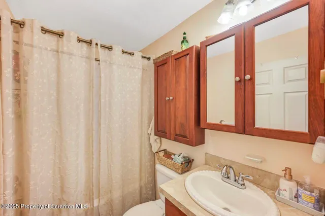 $314,900 | 145 Tunnel Road, Nicholson, PA 18446