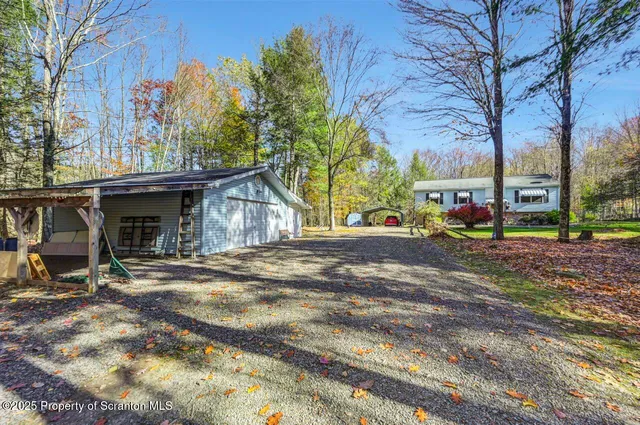 $314,900 | 145 Tunnel Road, Nicholson, PA 18446