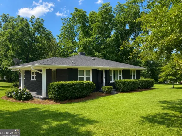 $325,000 | 224 Spring Street, Social Circle, GA 30025