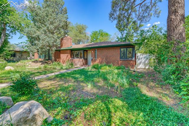 624 West Cheyenne Road Colorado Springs, CO 80906 - Photo 2 of 2