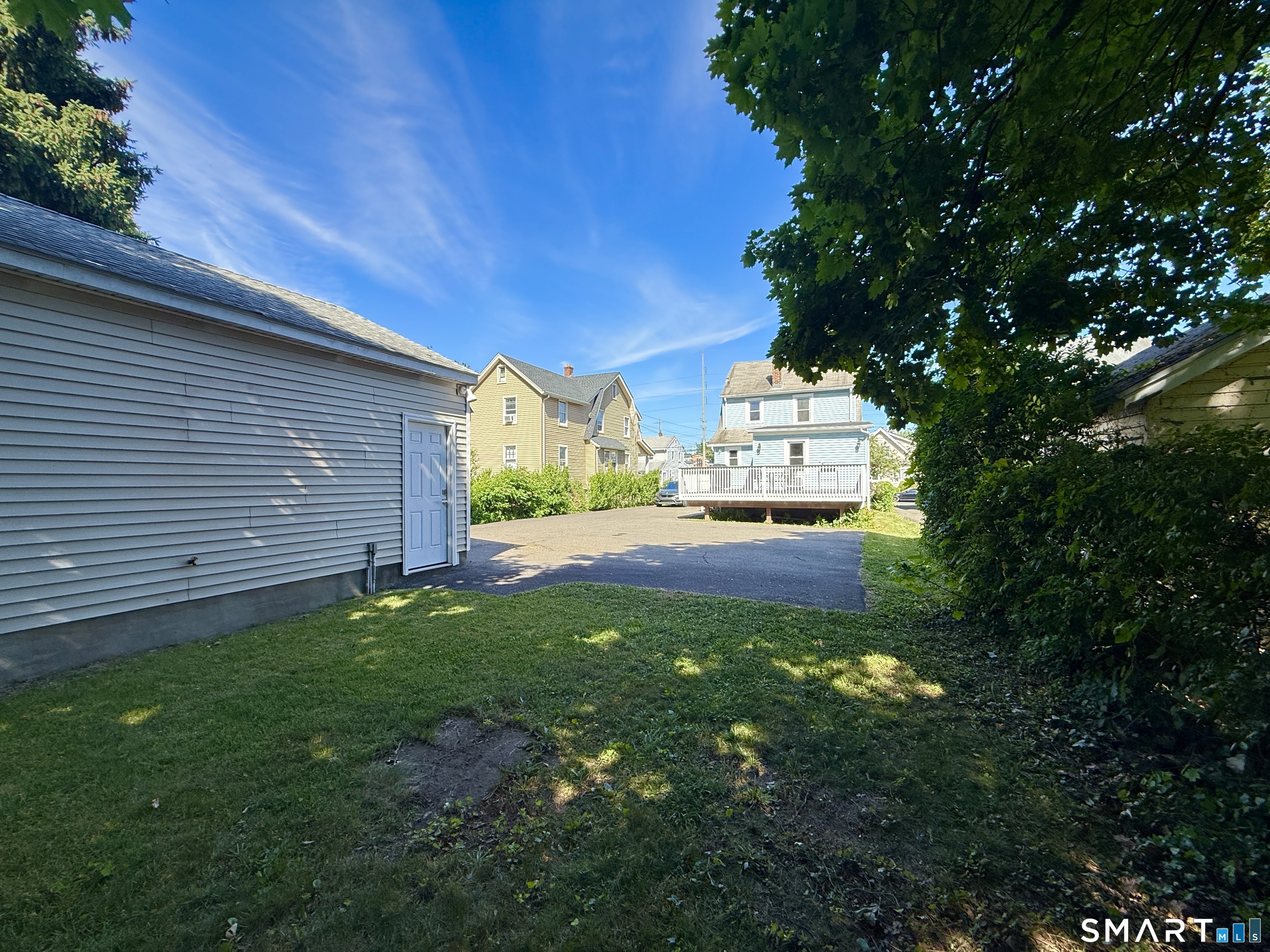 120 Culloden Road Stamford, CT 06902 - Photo 27 of 31