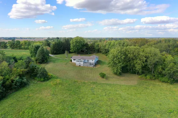 a view of a green field with lots of green space