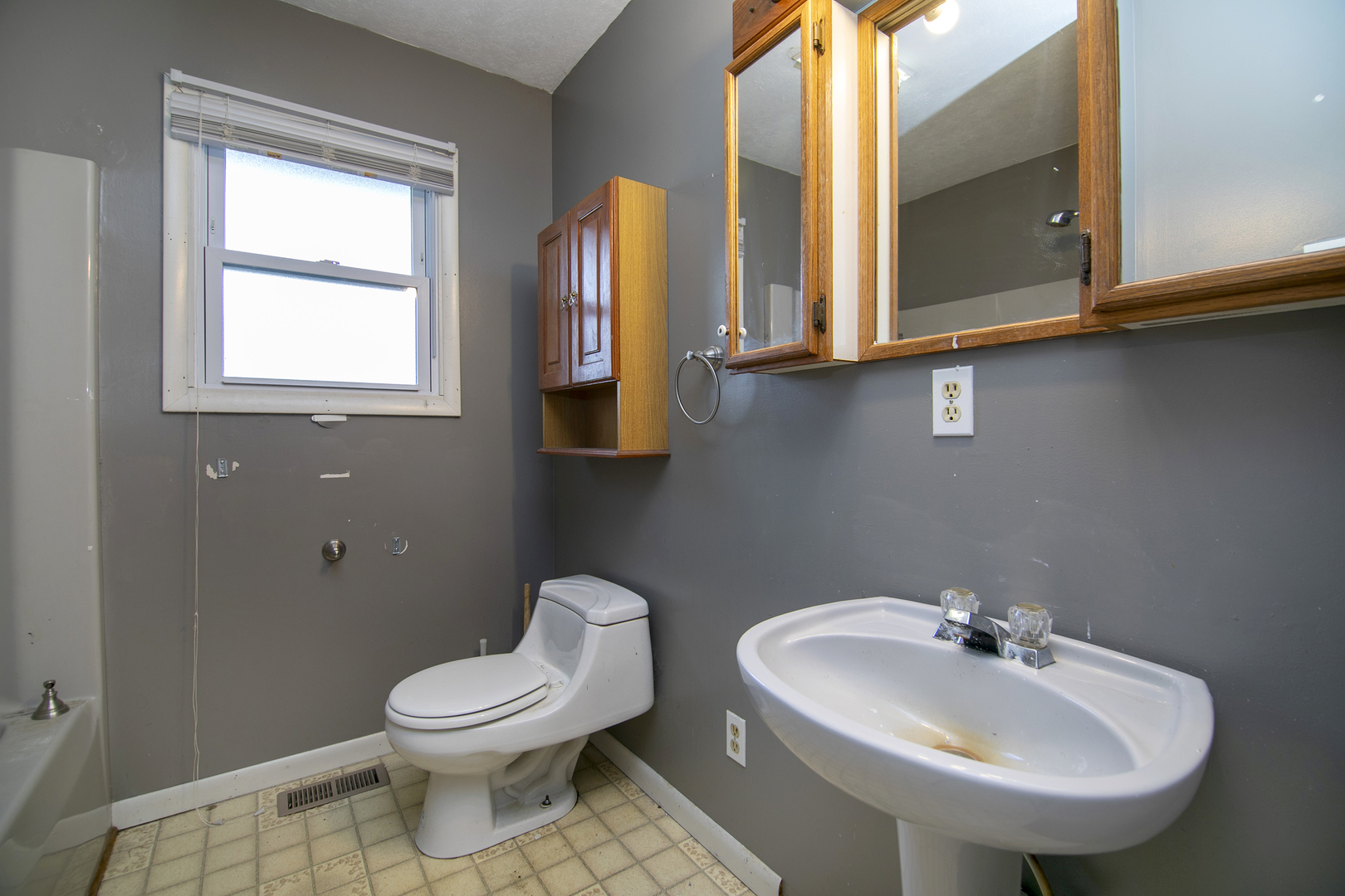 52 Highway 45 Sigel, IL 62462 - Photo 54 of 57 a bathroom with a toilet sink and mirror