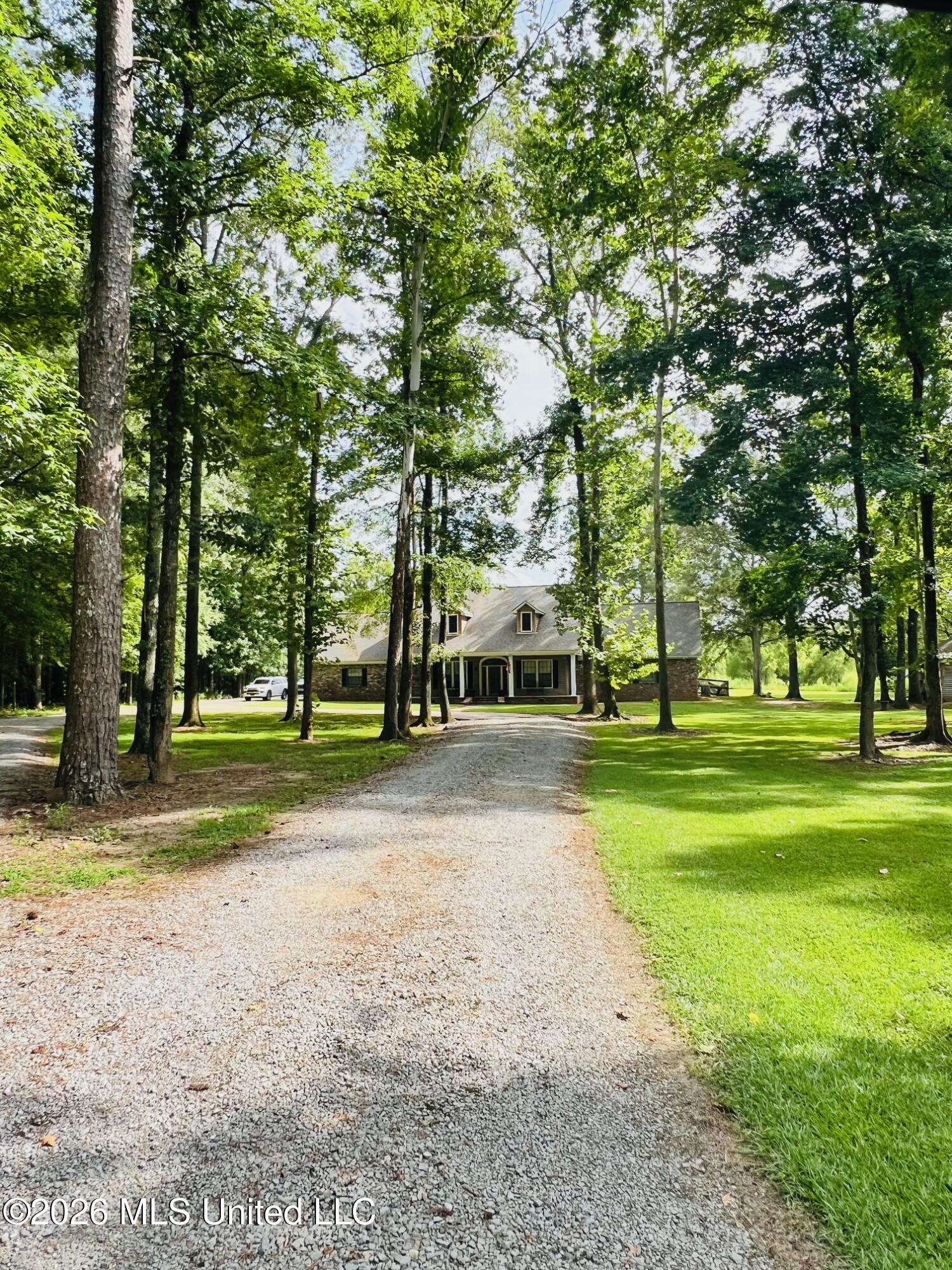 537 North Spring Lake Circle Terry, MS 39170 - Photo 5 of 52 IMG_0253