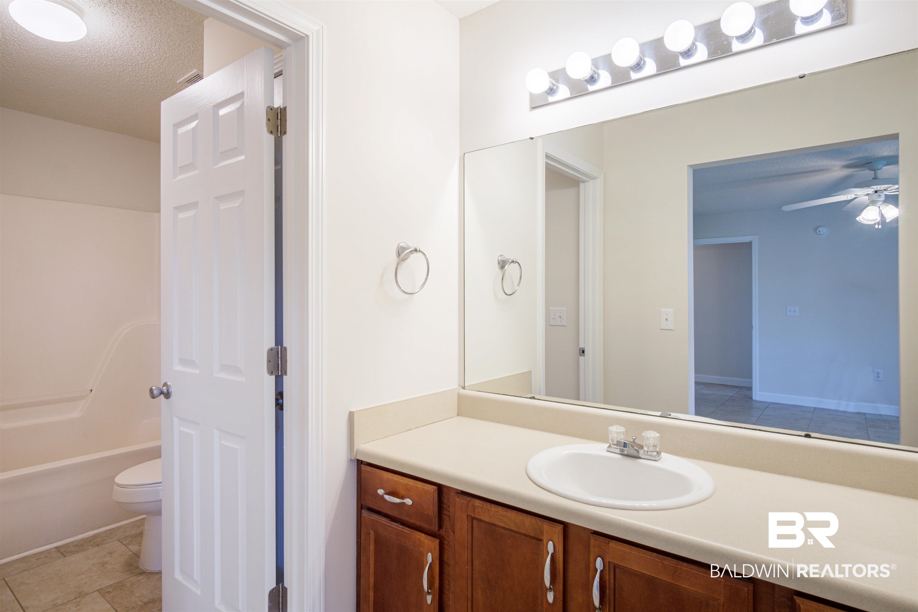 12362 Moon Glow Street Foley, AL 36535 - Photo 20 of 27 Gallery Image 20