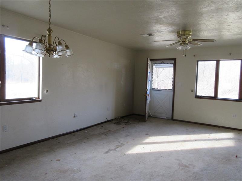 84 Valley Road Eighty Four, PA 15330 - Photo 4 of 6