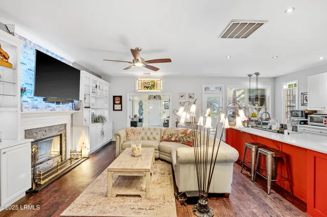 $549,000 | 2 Savile Avenue, Bluffton, SC 29910