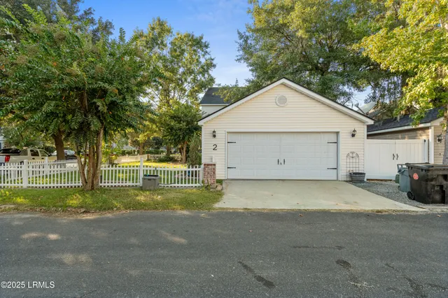 $549,000 | 2 Savile Avenue, Bluffton, SC 29910