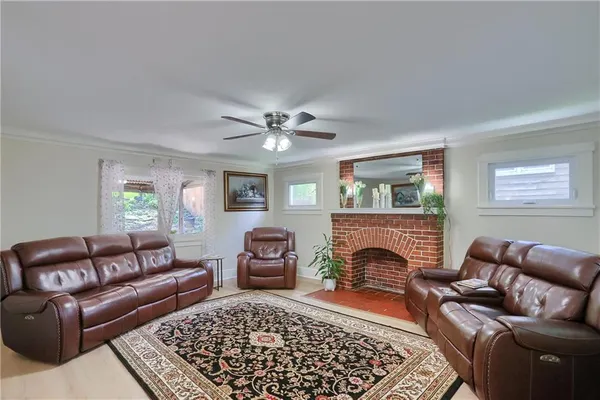 $267,000 | 5216 Verona Road, Verona, PA 15147