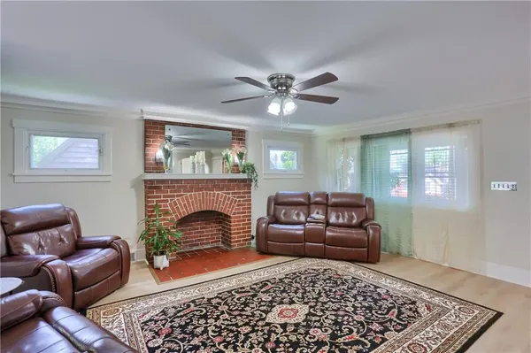 $267,000 | 5216 Verona Road, Verona, PA 15147