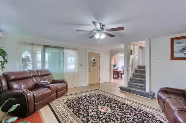 $267,000 | 5216 Verona Road, Verona, PA 15147