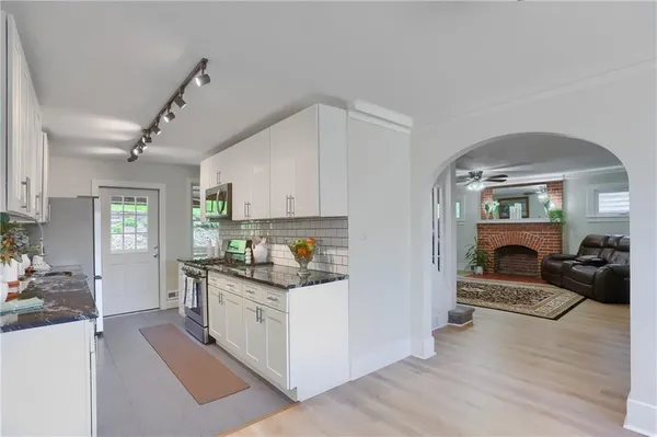 $267,000 | 5216 Verona Road, Verona, PA 15147