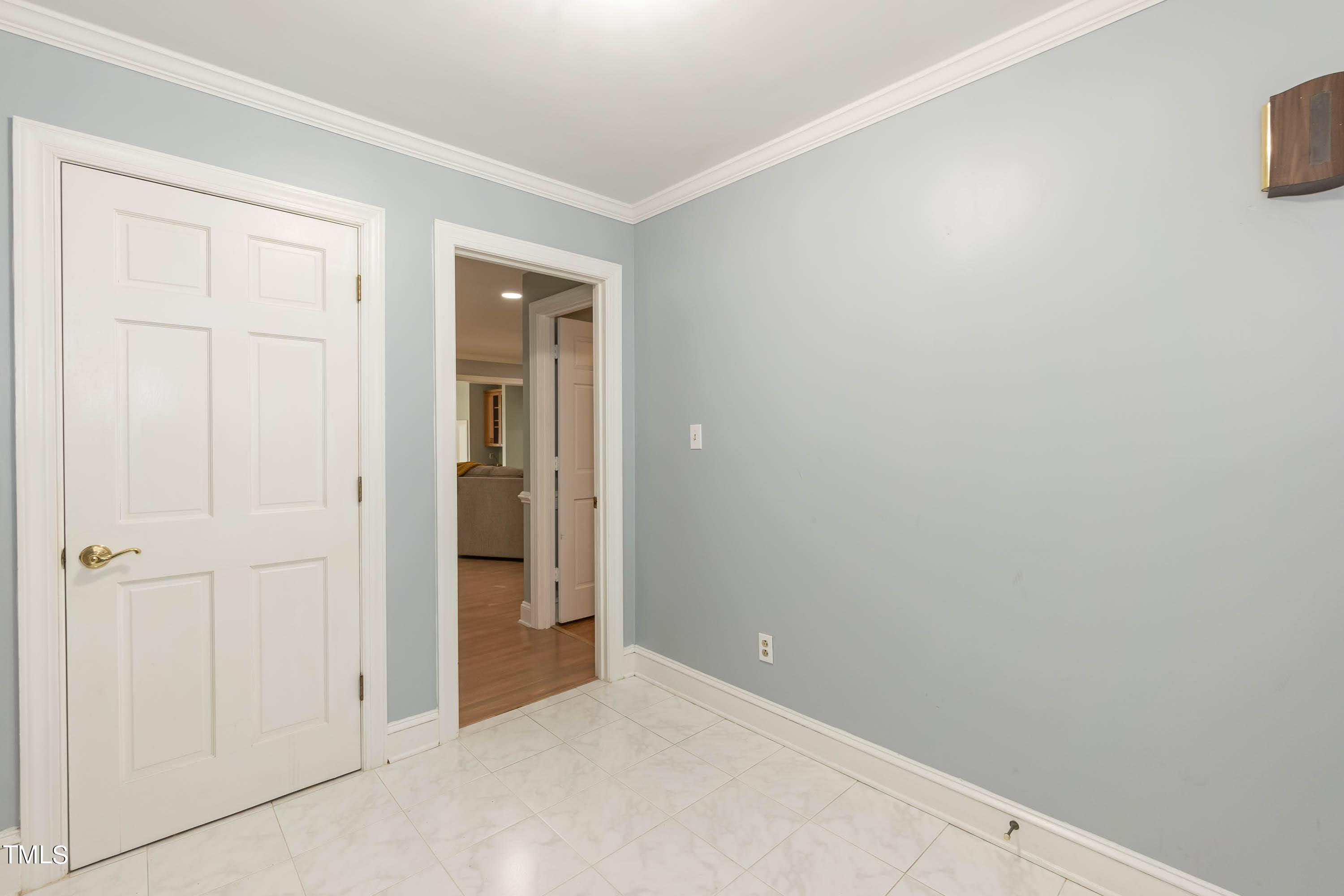 9209 Oneal Road Raleigh, NC 27613 - Photo 8 of 53 a view of an empty room