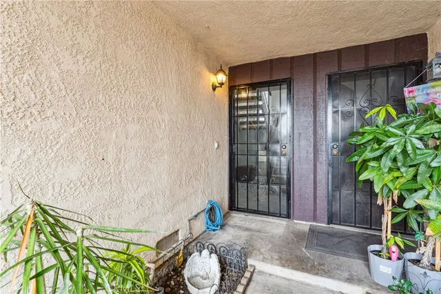 $685,000 | 11390 Lampson Avenue, Unit 8, Garden Grove, CA 92840