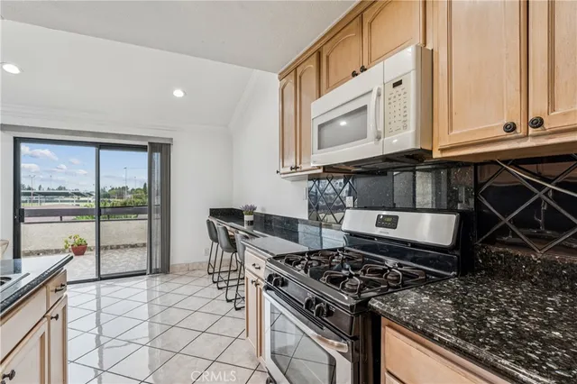 $685,000 | 11390 Lampson Avenue, Unit 8, Garden Grove, CA 92840