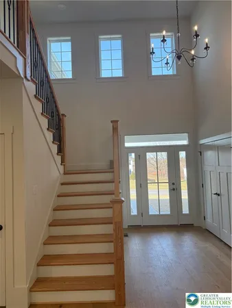 $889,900 | 9002 Yorkshire Circle, Fogelsville, PA 18051