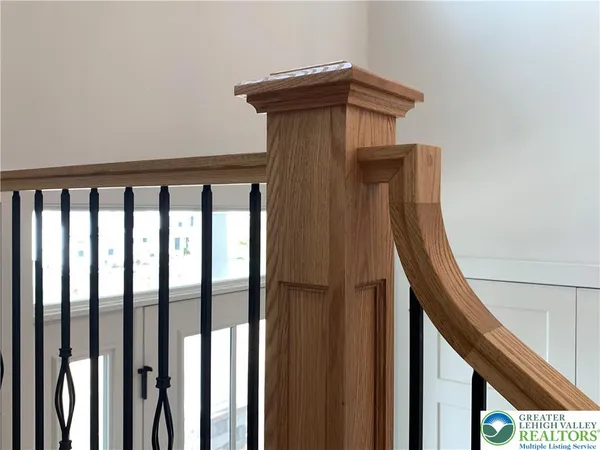 $889,900 | 9002 Yorkshire Circle, Fogelsville, PA 18051