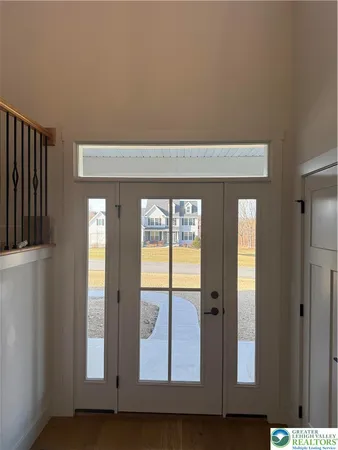 $889,900 | 9002 Yorkshire Circle, Fogelsville, PA 18051