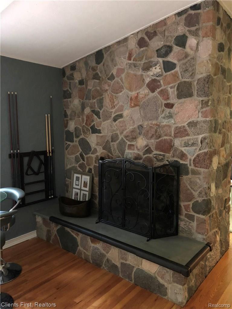 8175 Ridge Road North Canton, MI 48187 - Photo 43 of 70 Inside - Pool Table Room 3.jpg